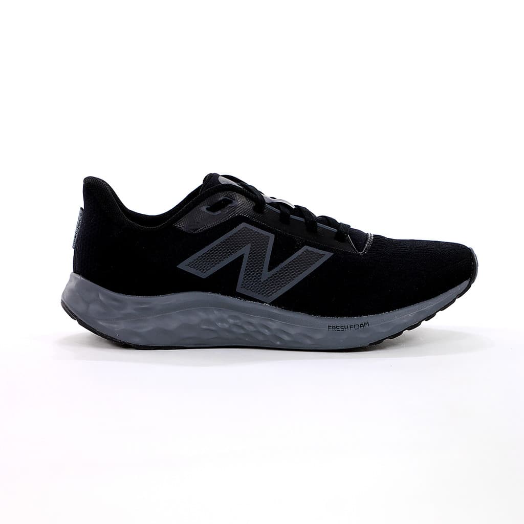 New Balance Arishi v4 Preto