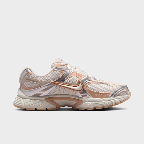 Nike V5 Runner Código HQ7901-012