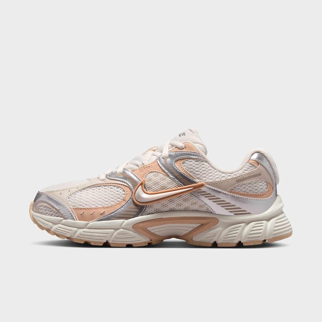 Tênis Nike V5 Runner Feminino
