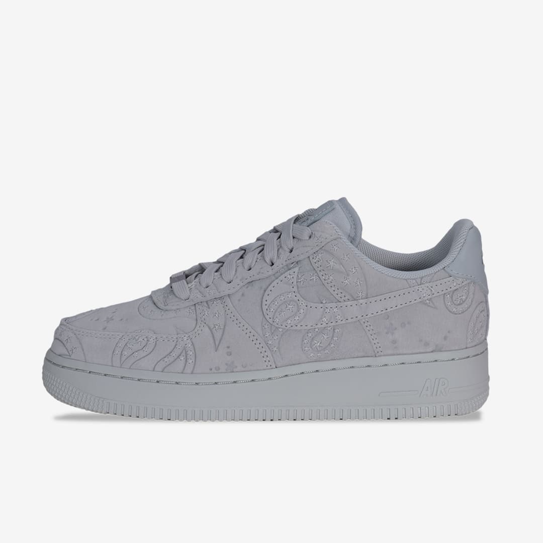 Nike Air Force 1 '07 Premium Código IO1259-002