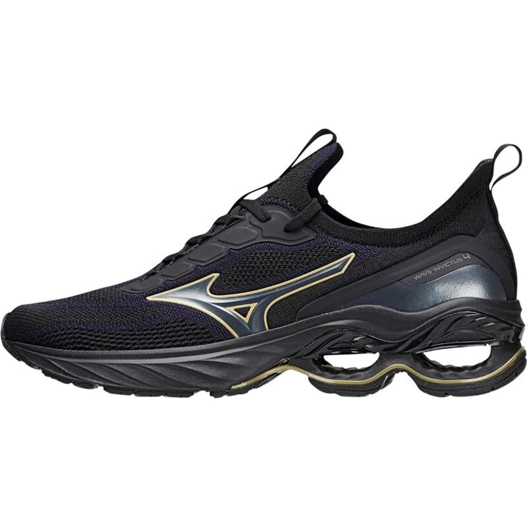 Mizuno Wave Invictus 4
