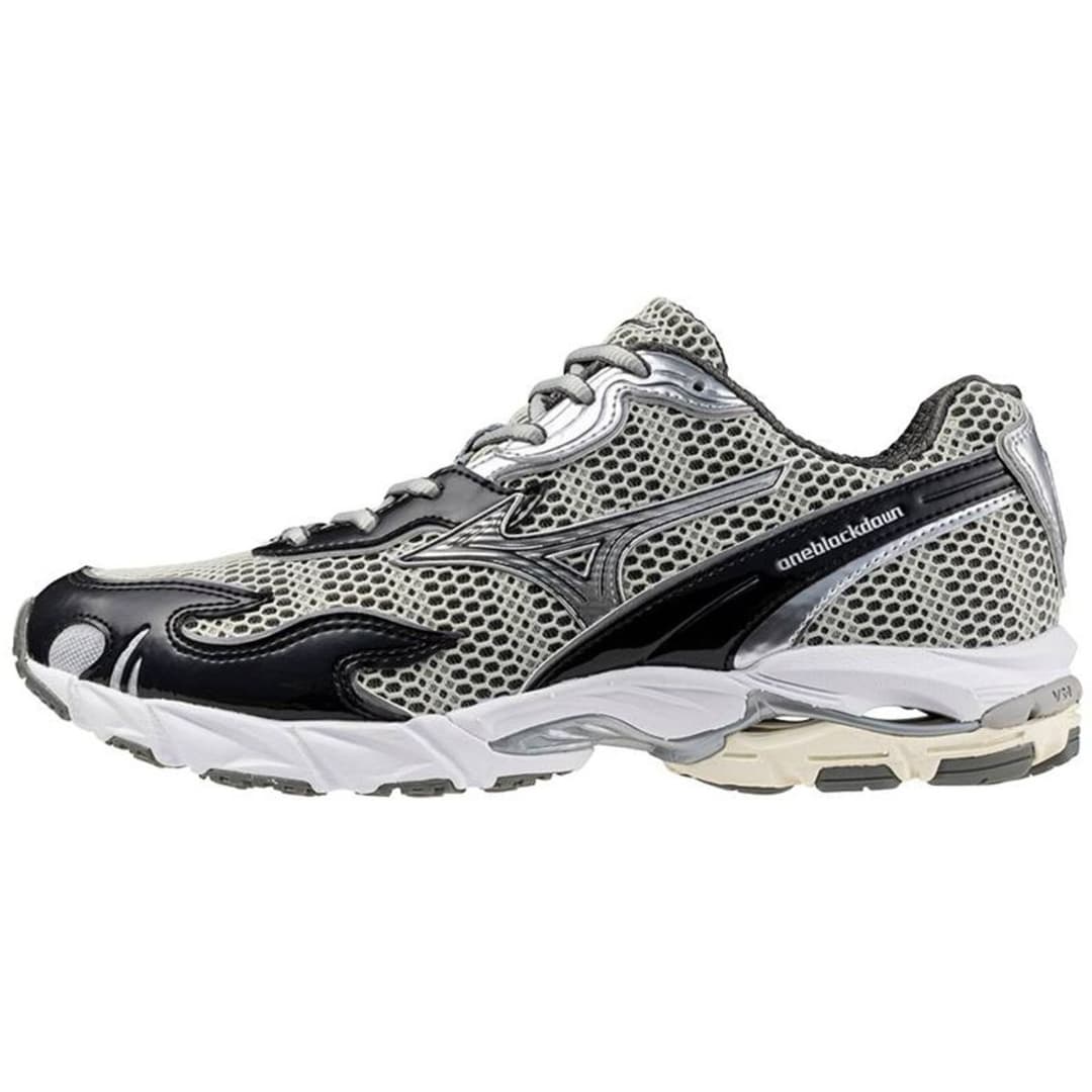 Mizuno Wave Rider 10 X One Block Down