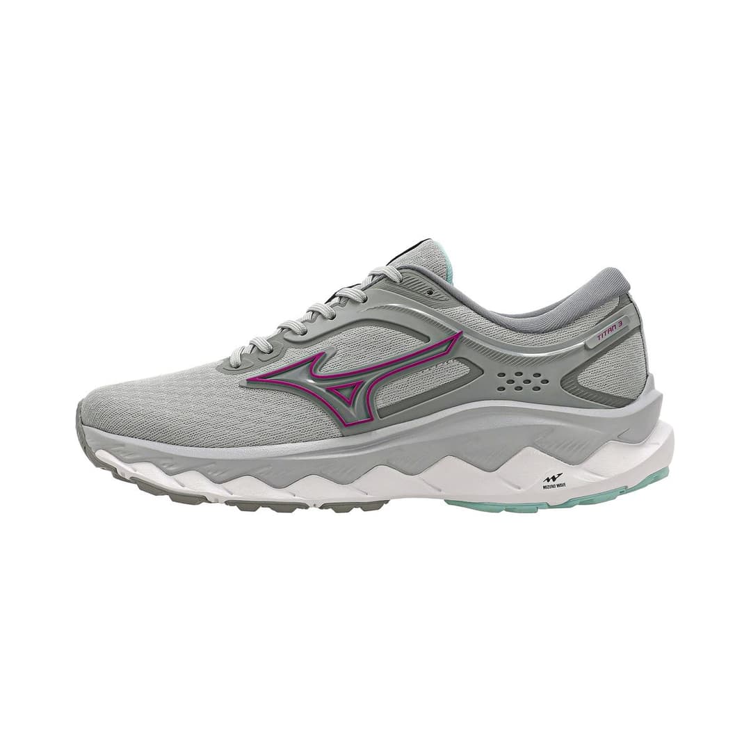 Mizuno Wave Titan 3