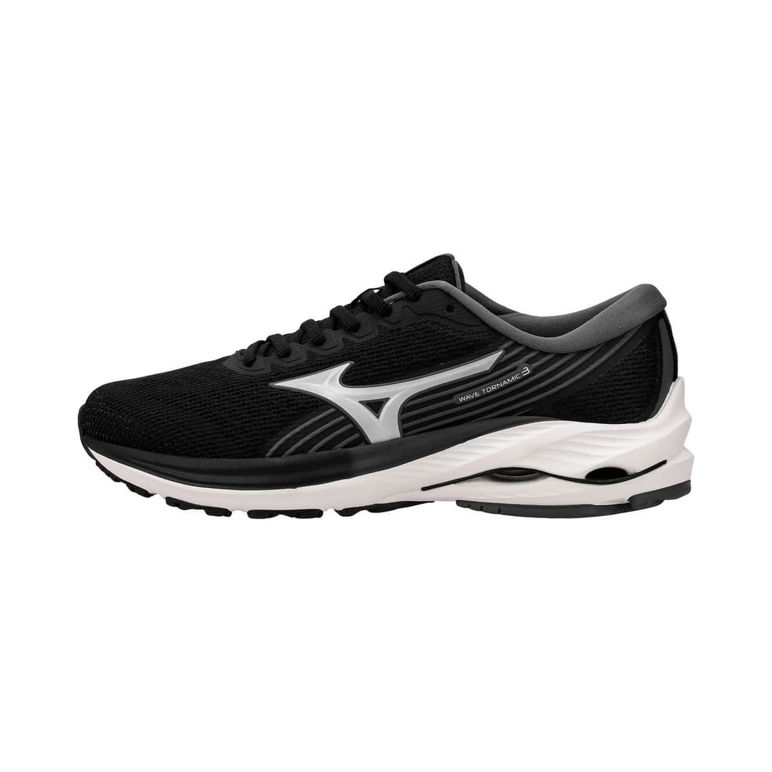 Mizuno Wave Tornamic 3