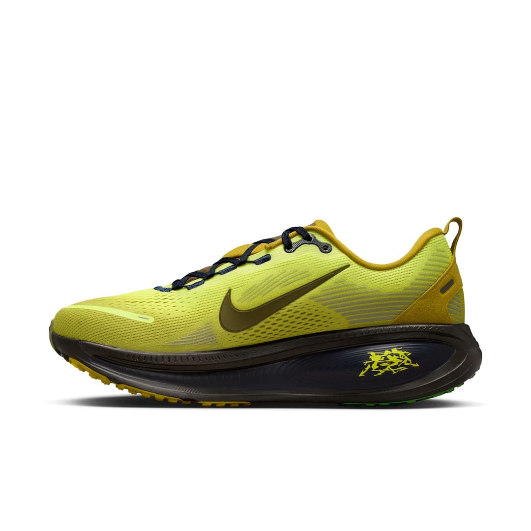 Nike Vomero 18 SE Código IQ3413-704